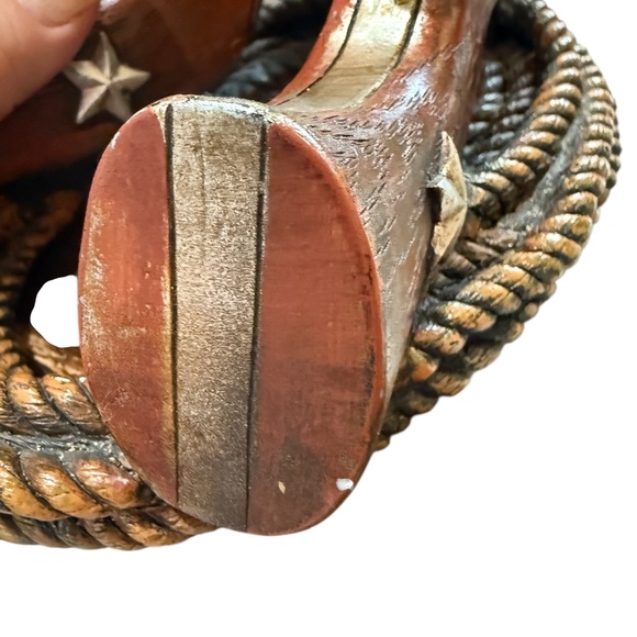 Rustic COWBOY Six Shooter Pistol Gun Wine/Beer Bottle Holder - Picture 7 of 11